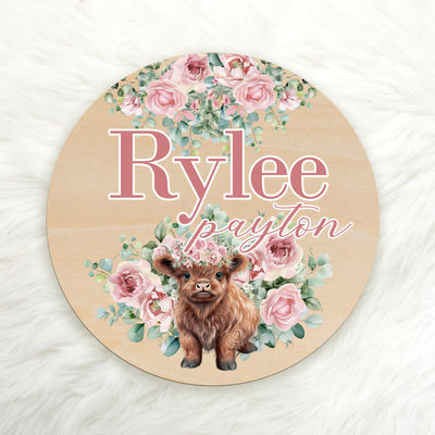 Floral Highland Cow  Custom Name Wood Round Easy Basic Creations